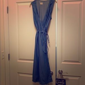 GAP Sleeveless Denim Wrap Dress- L